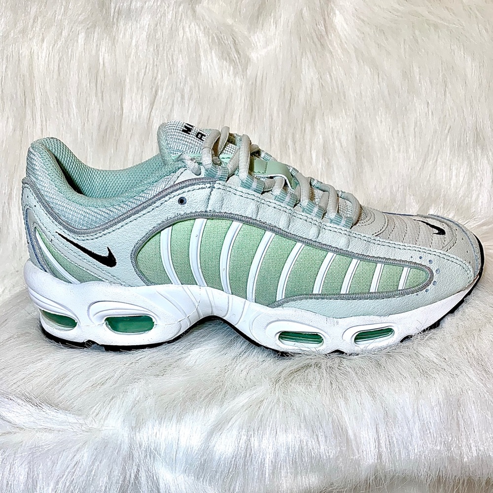 Nike Air MaxTailwind IV 4 Spruce Aura NEW!